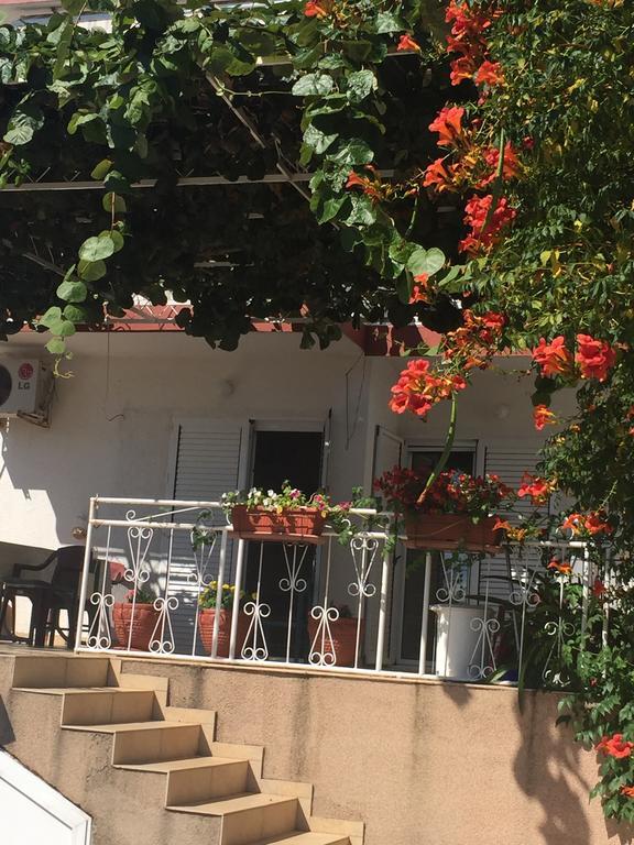 Tina Rooms Ulcinj Exterior photo